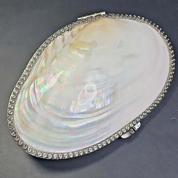 9 Inch Large Mother Of Pearl Trinket Or Jewelry Box WOW! Stunning And Gorgeous - Picture 1 of 16
